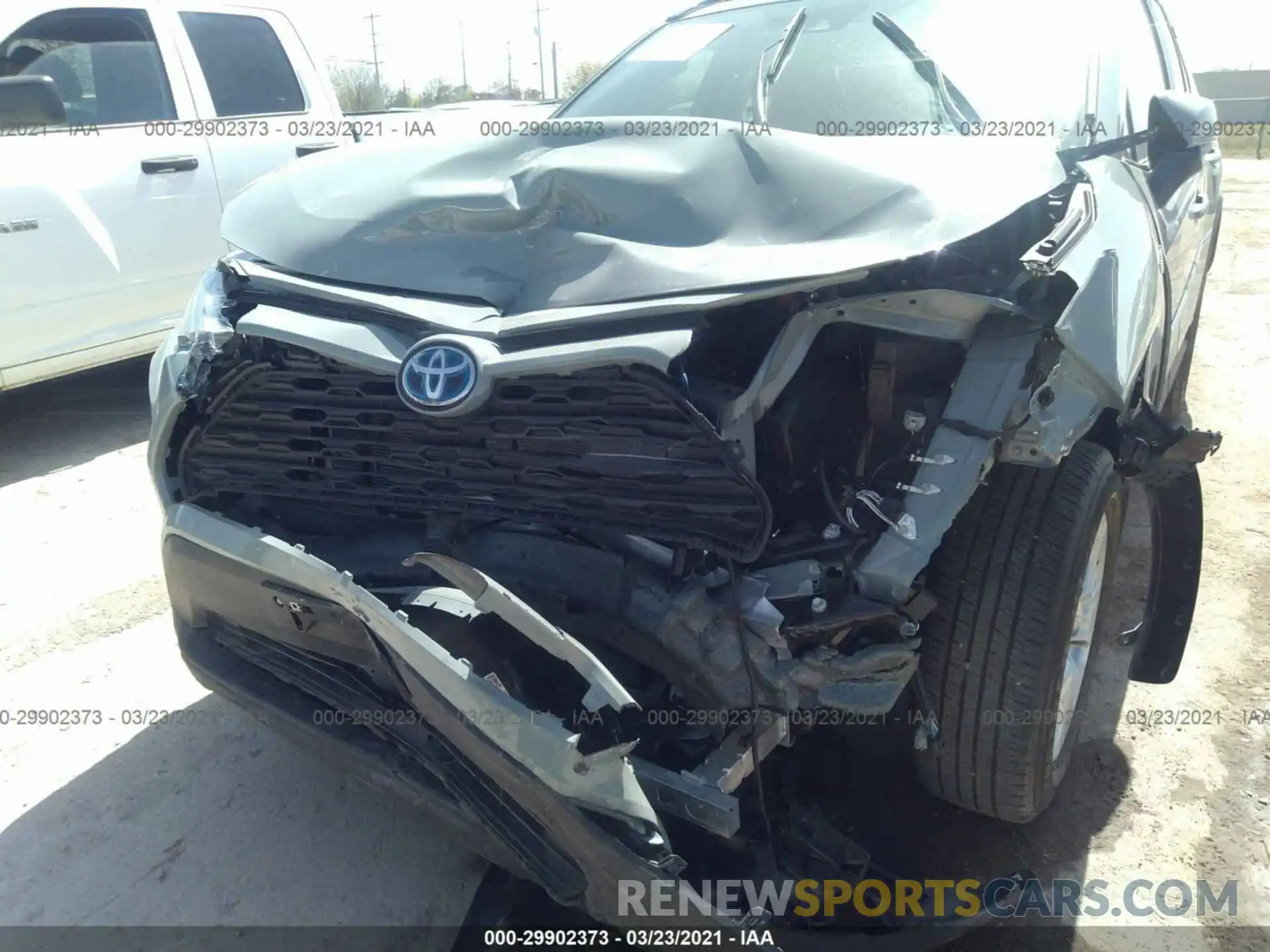 6 Photograph of a damaged car 4T3R6RFV6MU027282 TOYOTA RAV4 2021