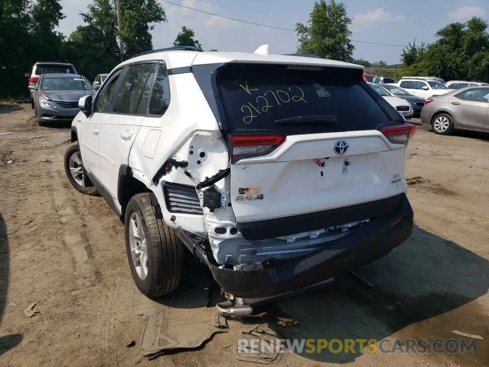 3 Фотография поврежденного автомобиля 4T3R6RFV7MU018798 TOYOTA RAV4 2021