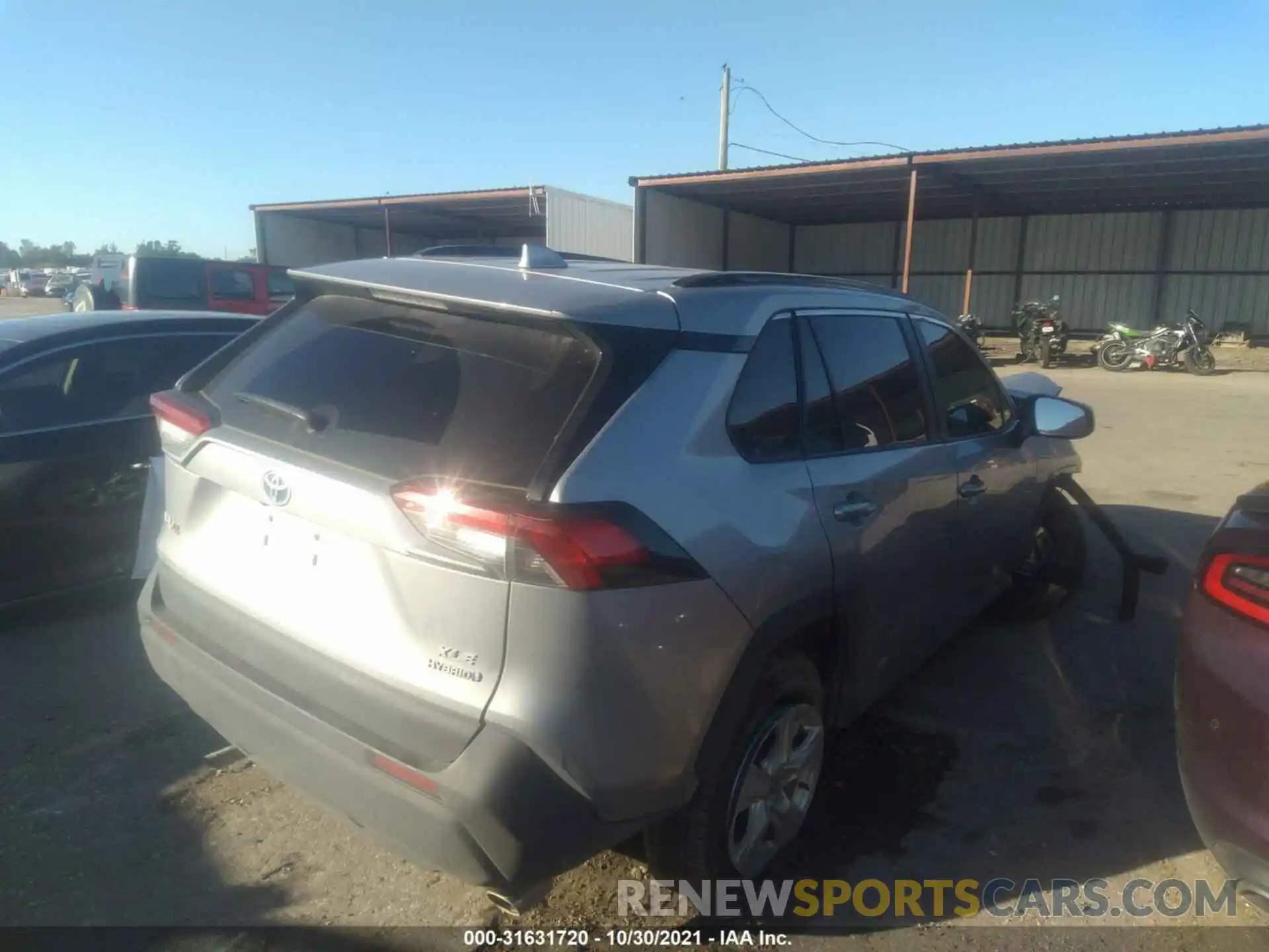 4 Photograph of a damaged car 4T3R6RFV7MU029980 TOYOTA RAV4 2021