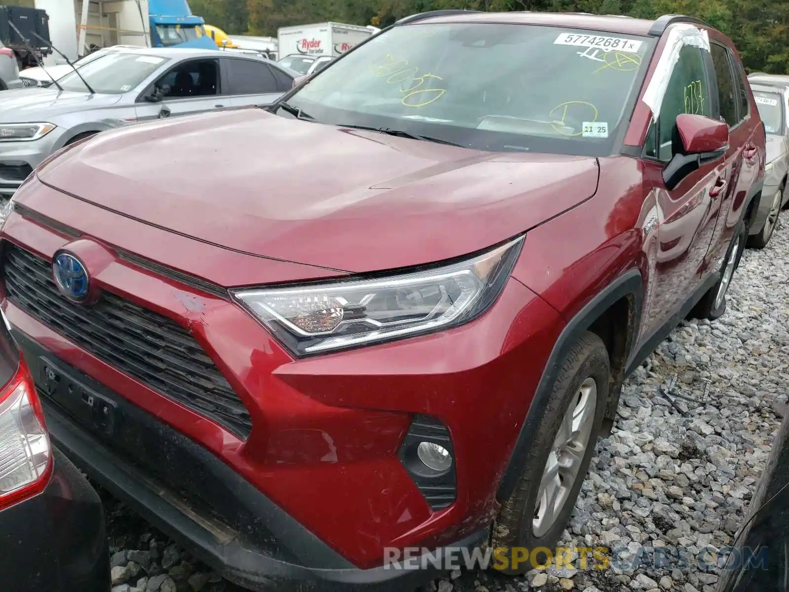 2 Photograph of a damaged car 4T3R6RFV8MU010077 TOYOTA RAV4 2021