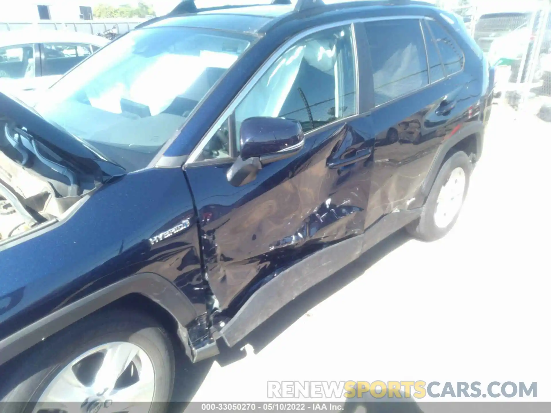 6 Photograph of a damaged car 4T3R6RFV8MU014260 TOYOTA RAV4 2021