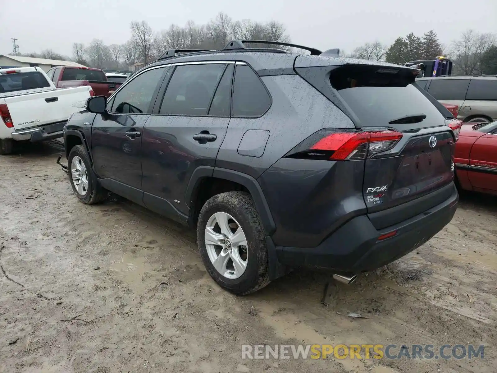 3 Photograph of a damaged car 4T3R6RFV8MU019507 TOYOTA RAV4 2021