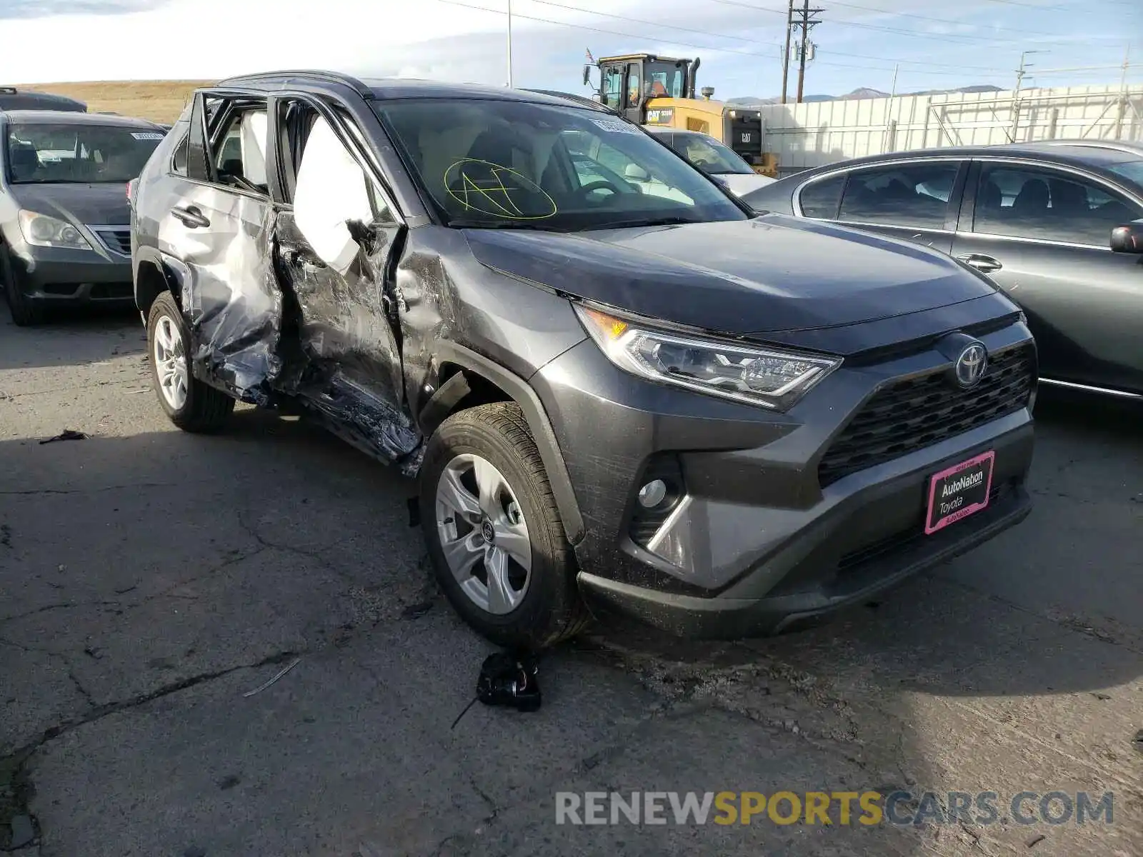 1 Photograph of a damaged car 4T3R6RFV8MU020222 TOYOTA RAV4 2021