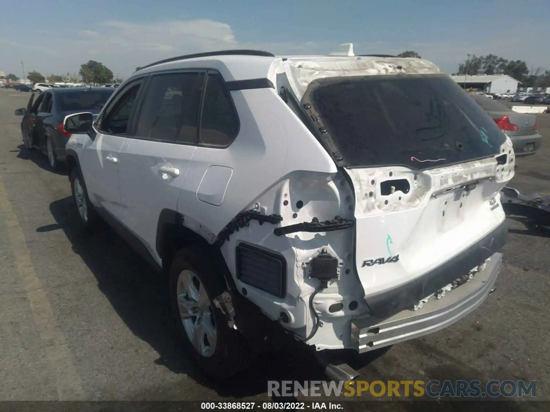 3 Photograph of a damaged car 4T3R6RFV8MU022973 TOYOTA RAV4 2021