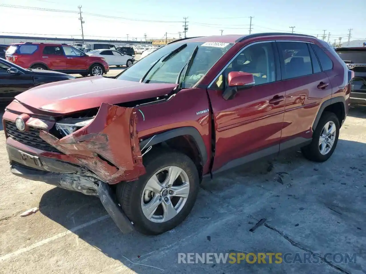 1 Photograph of a damaged car 4T3R6RFV8MU026103 TOYOTA RAV4 2021