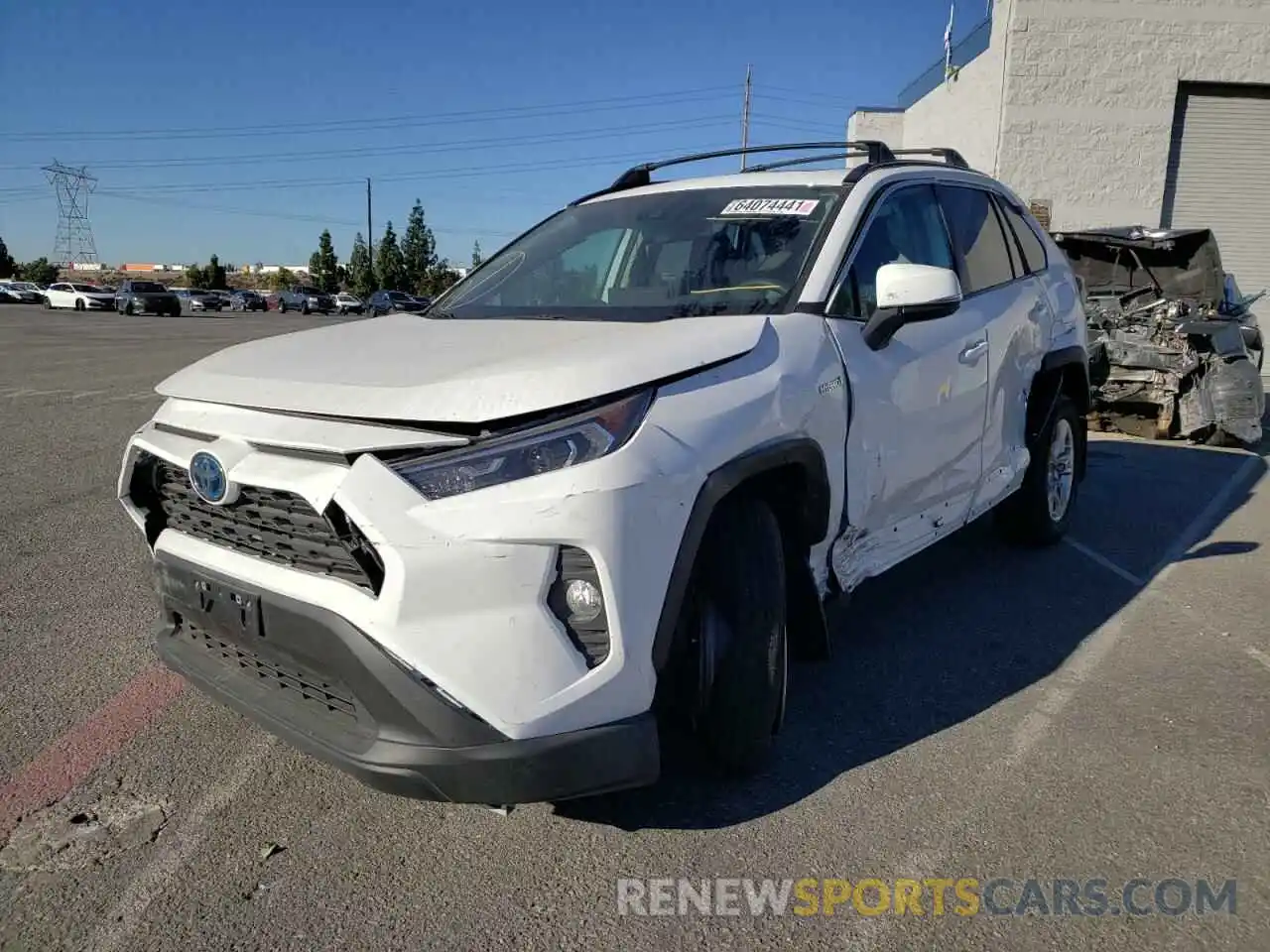 2 Photograph of a damaged car 4T3R6RFV9MU009438 TOYOTA RAV4 2021