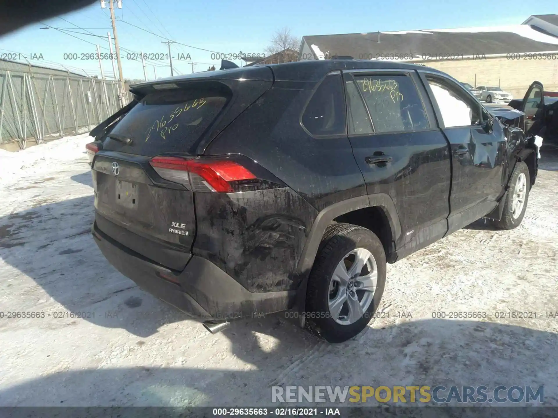 4 Фотография поврежденного автомобиля 4T3R6RFV9MU015319 TOYOTA RAV4 2021