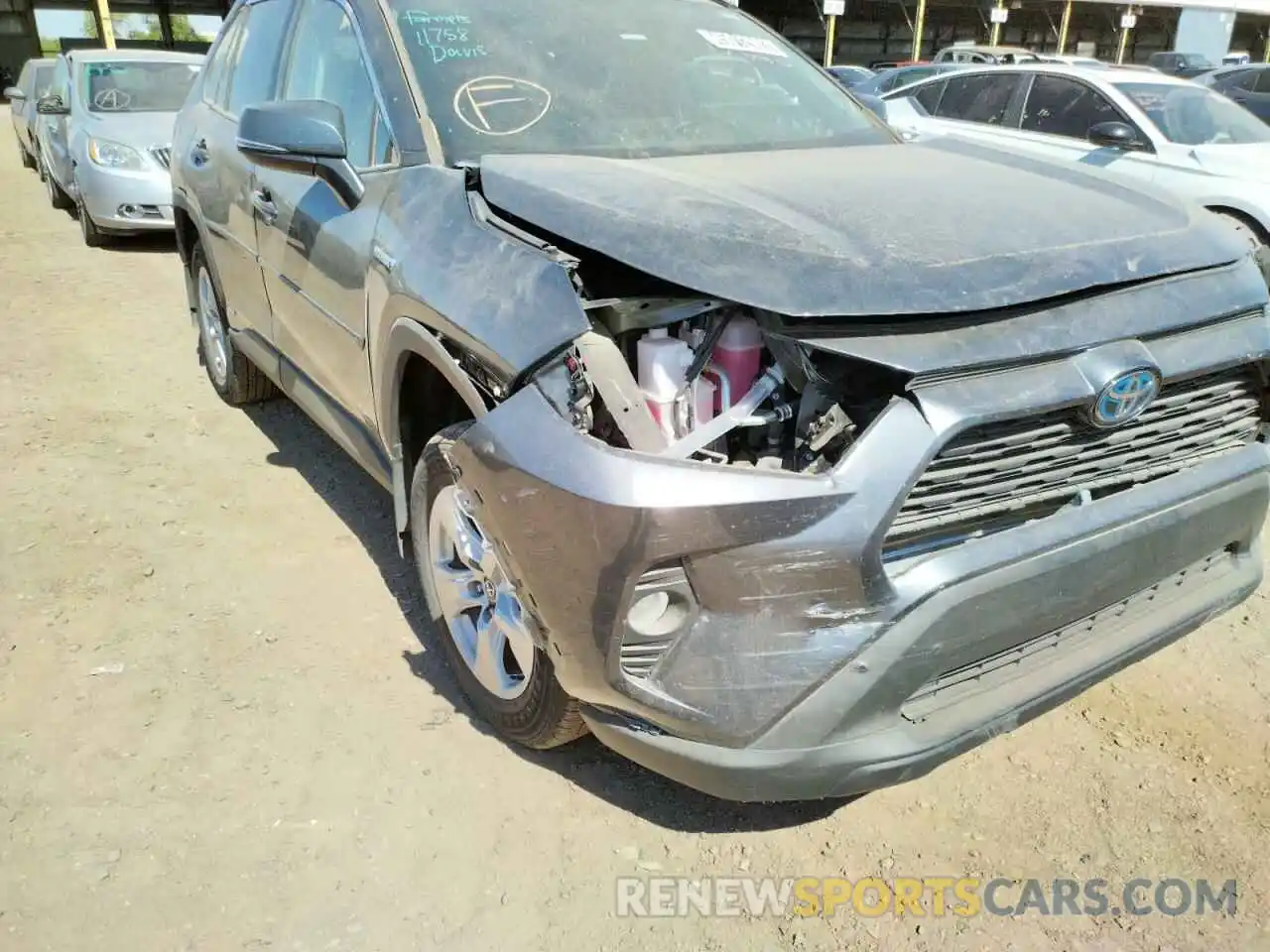 9 Photograph of a damaged car 4T3R6RFVXMU008041 TOYOTA RAV4 2021