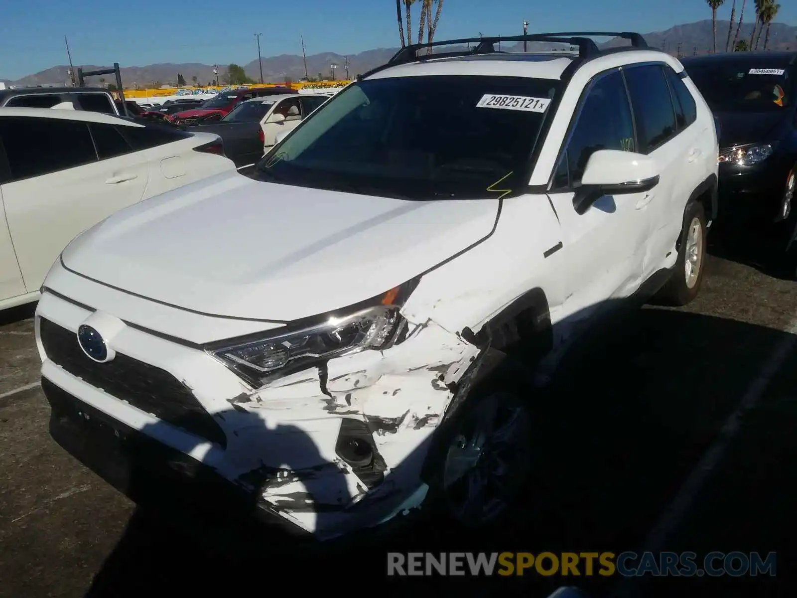 2 Photograph of a damaged car 4T3R6RFVXMU010307 TOYOTA RAV4 2021