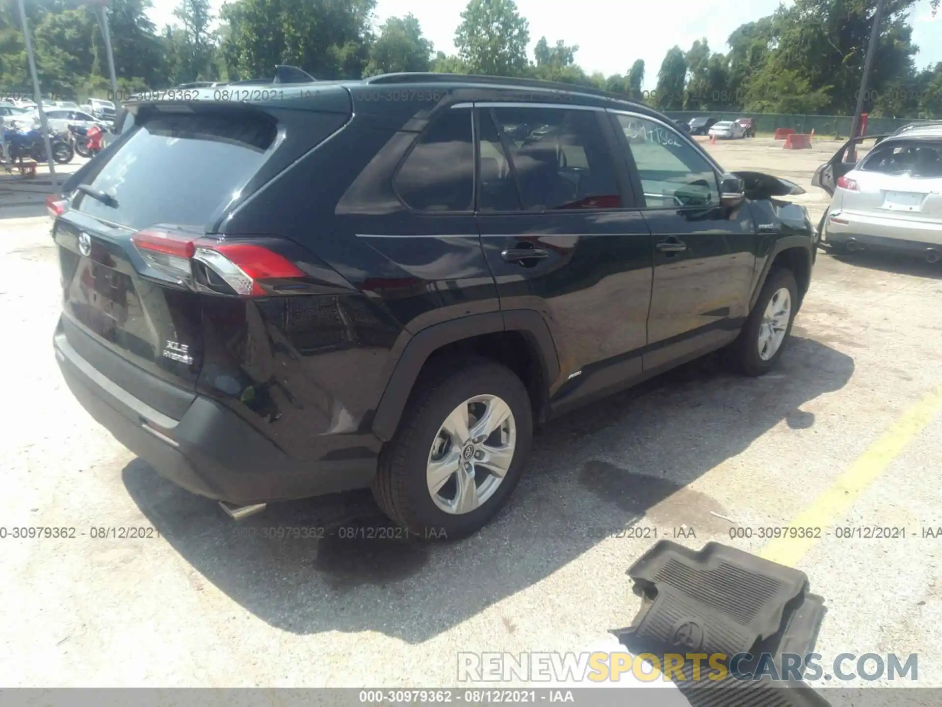 4 Фотография поврежденного автомобиля 4T3R6RFVXMU015247 TOYOTA RAV4 2021