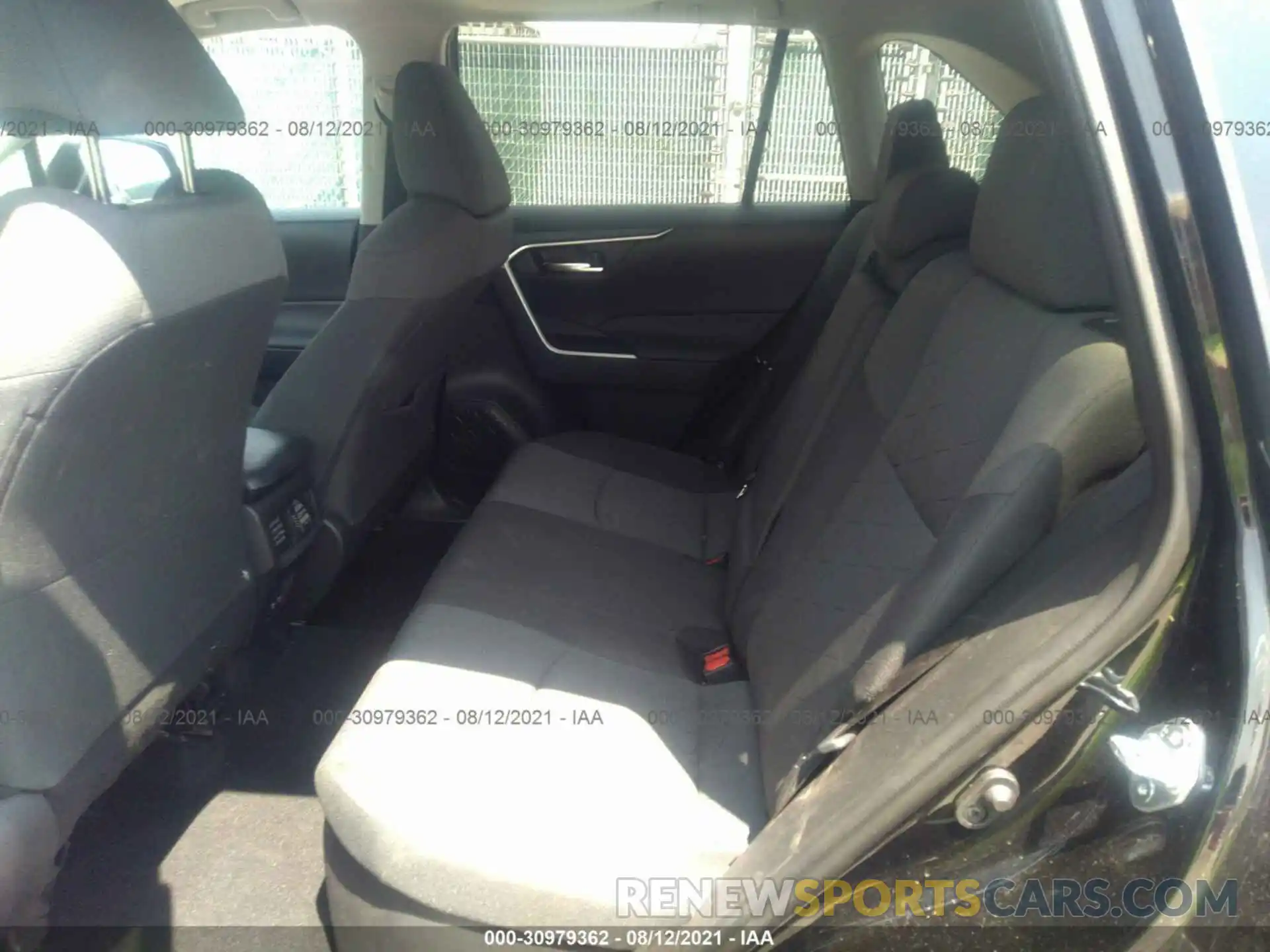 8 Фотография поврежденного автомобиля 4T3R6RFVXMU015247 TOYOTA RAV4 2021