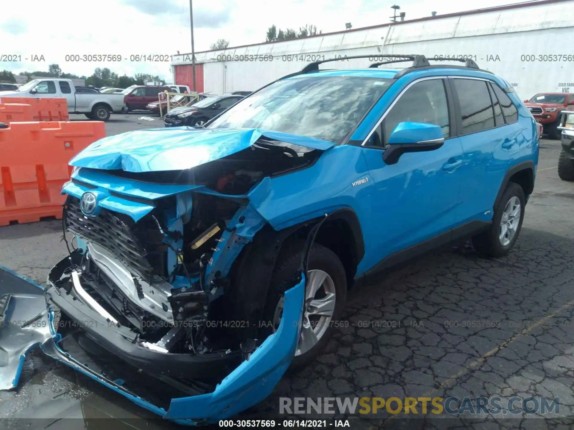 2 Фотография поврежденного автомобиля 4T3R6RFVXMU028077 TOYOTA RAV4 2021