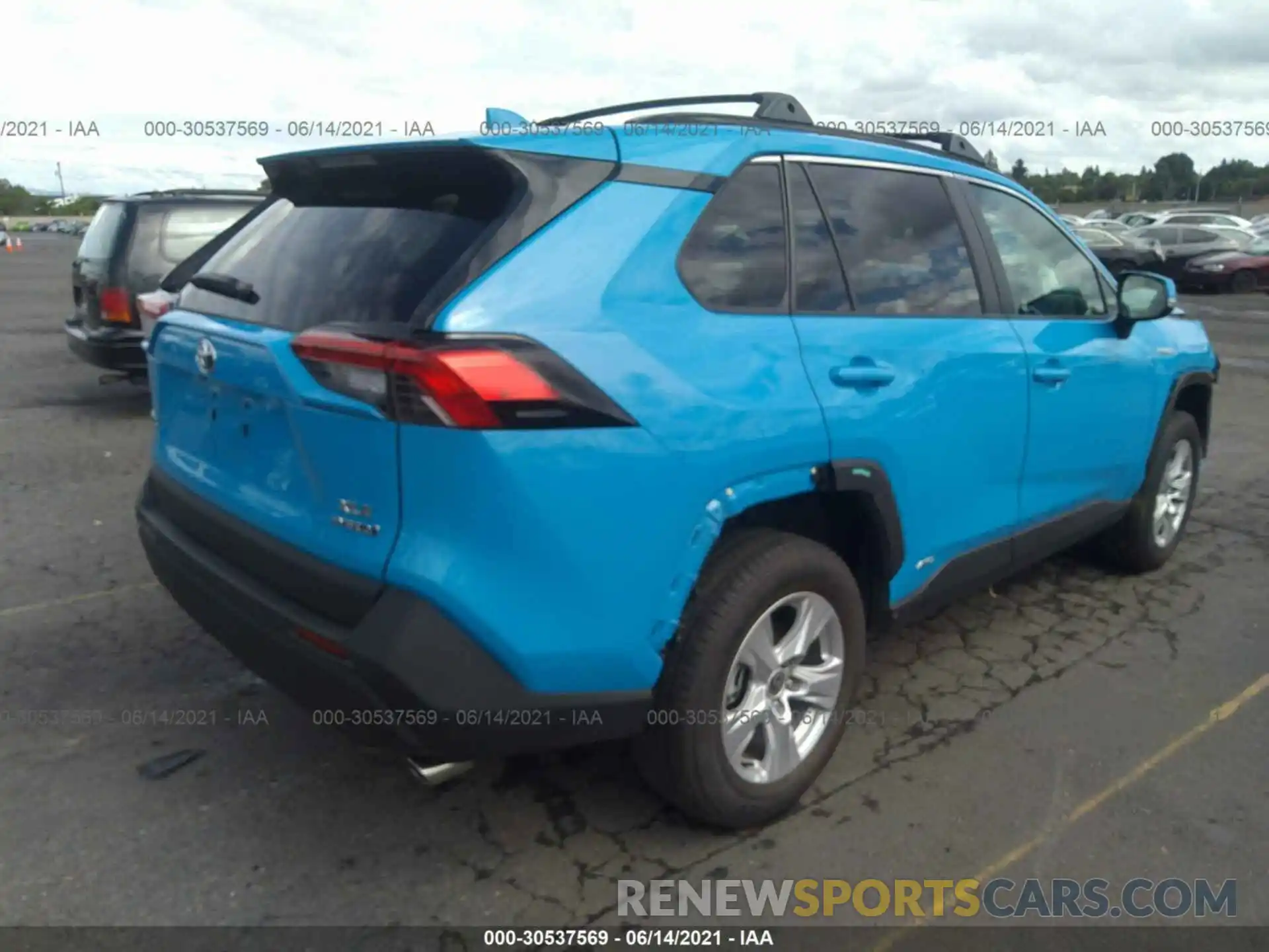 4 Фотография поврежденного автомобиля 4T3R6RFVXMU028077 TOYOTA RAV4 2021