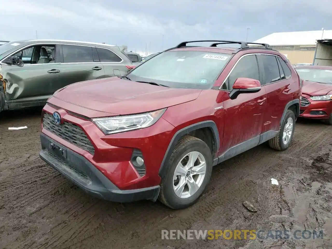 1 Photograph of a damaged car 4T3RWRFV0MU021686 TOYOTA RAV4 2021