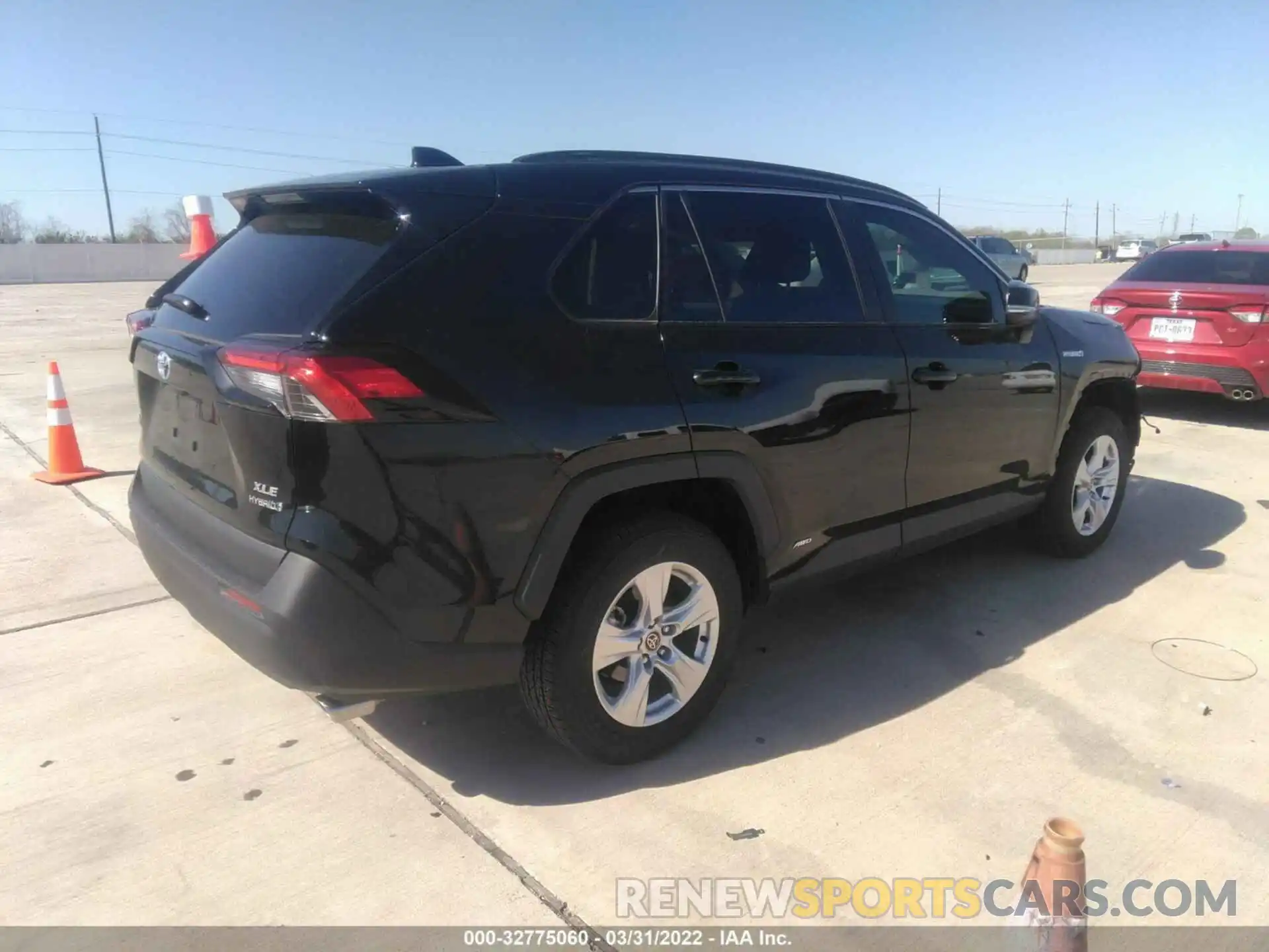 4 Photograph of a damaged car 4T3RWRFV0MU035460 TOYOTA RAV4 2021