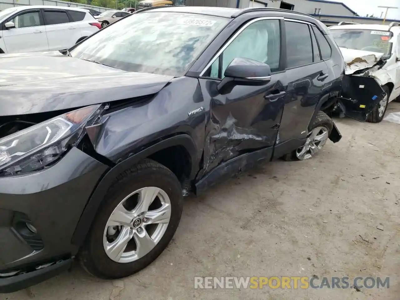 10 Photograph of a damaged car 4T3RWRFV1MU014889 TOYOTA RAV4 2021