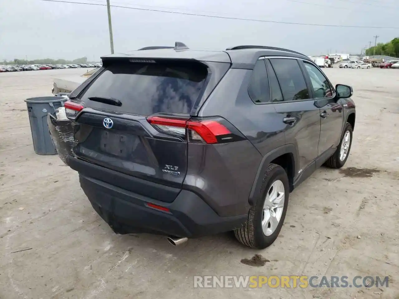 4 Photograph of a damaged car 4T3RWRFV1MU014889 TOYOTA RAV4 2021