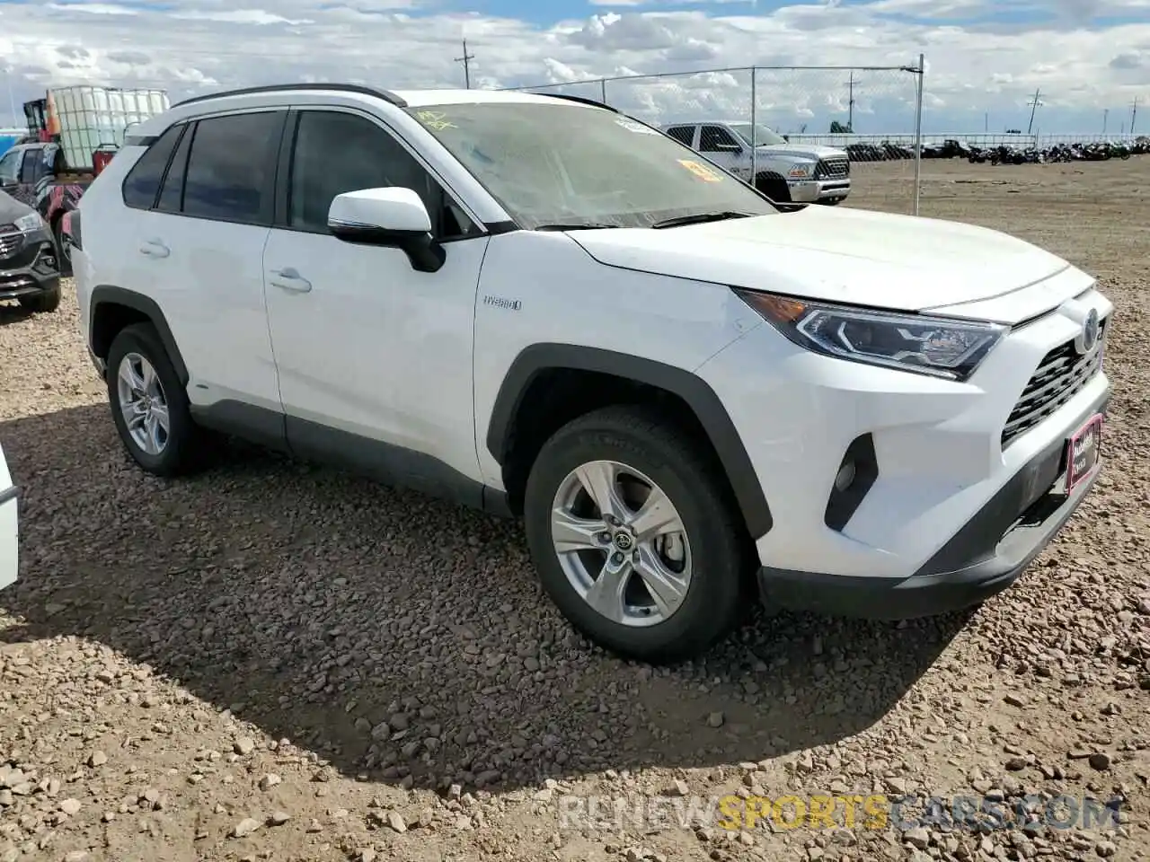 1 Photograph of a damaged car 4T3RWRFV1MU015279 TOYOTA RAV4 2021