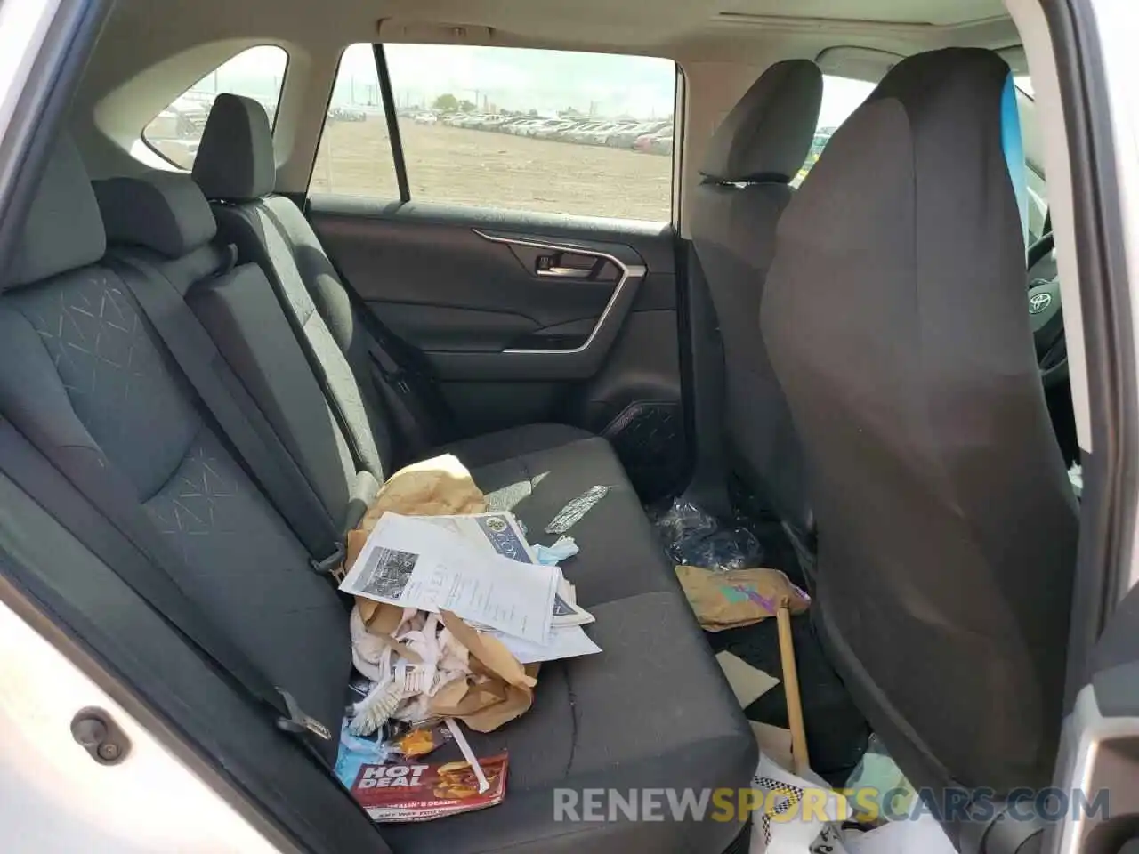 6 Photograph of a damaged car 4T3RWRFV1MU015279 TOYOTA RAV4 2021