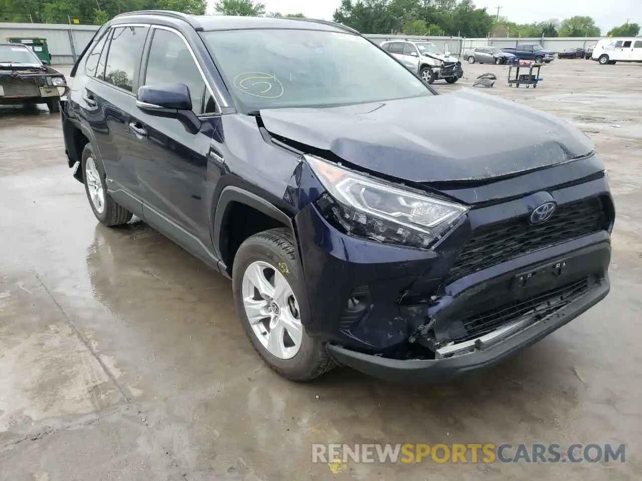 1 Photograph of a damaged car 4T3RWRFV1MU016738 TOYOTA RAV4 2021