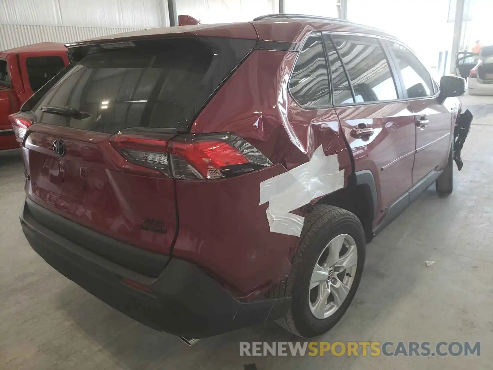 4 Photograph of a damaged car 4T3RWRFV1MU022118 TOYOTA RAV4 2021