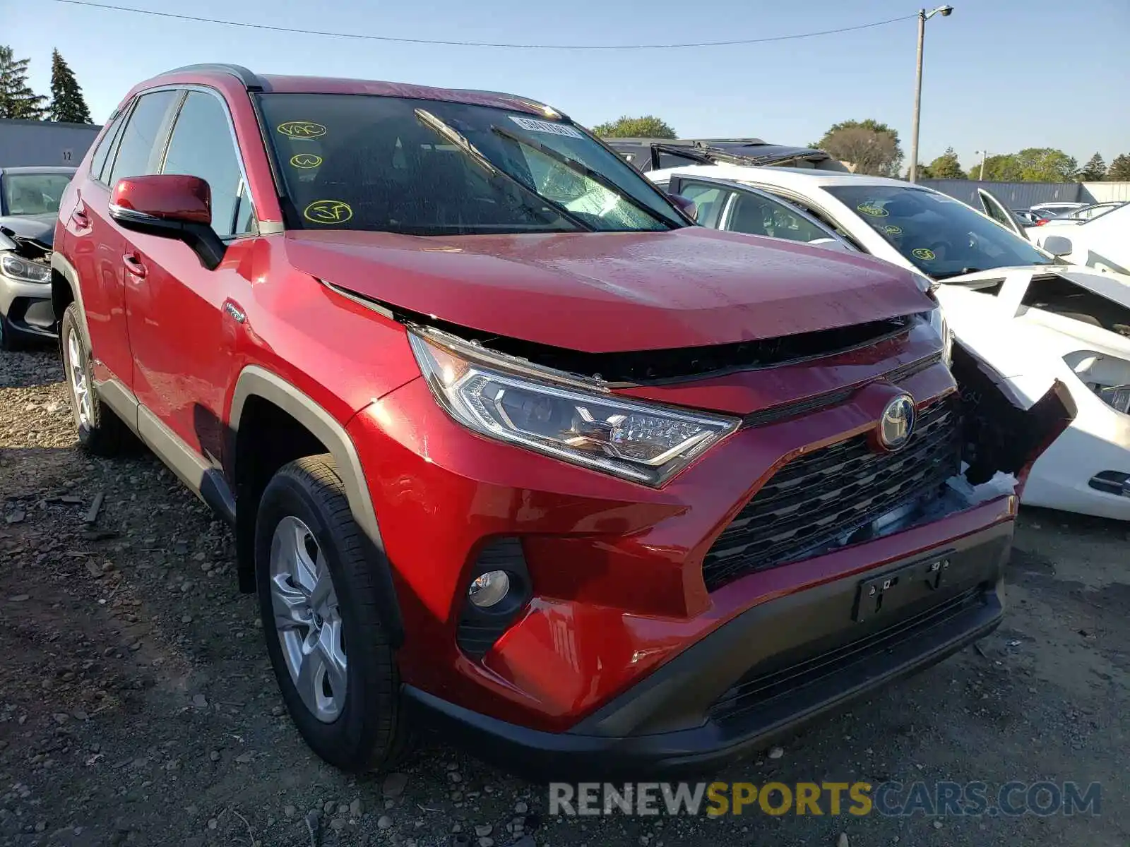 1 Photograph of a damaged car 4T3RWRFV1MU025214 TOYOTA RAV4 2021