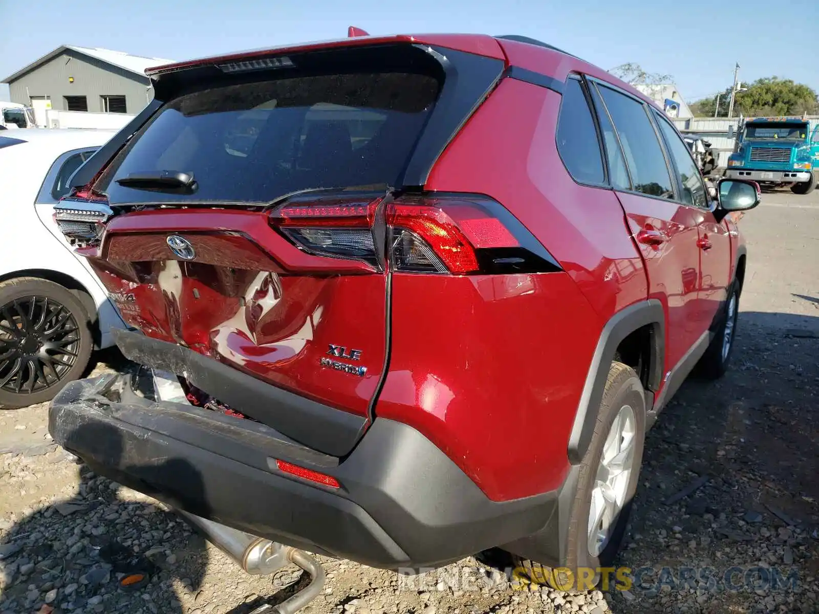 4 Photograph of a damaged car 4T3RWRFV1MU025214 TOYOTA RAV4 2021