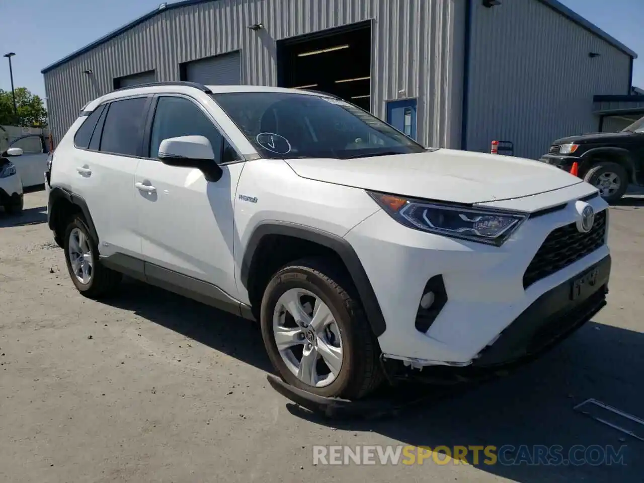 1 Photograph of a damaged car 4T3RWRFV1MU026881 TOYOTA RAV4 2021