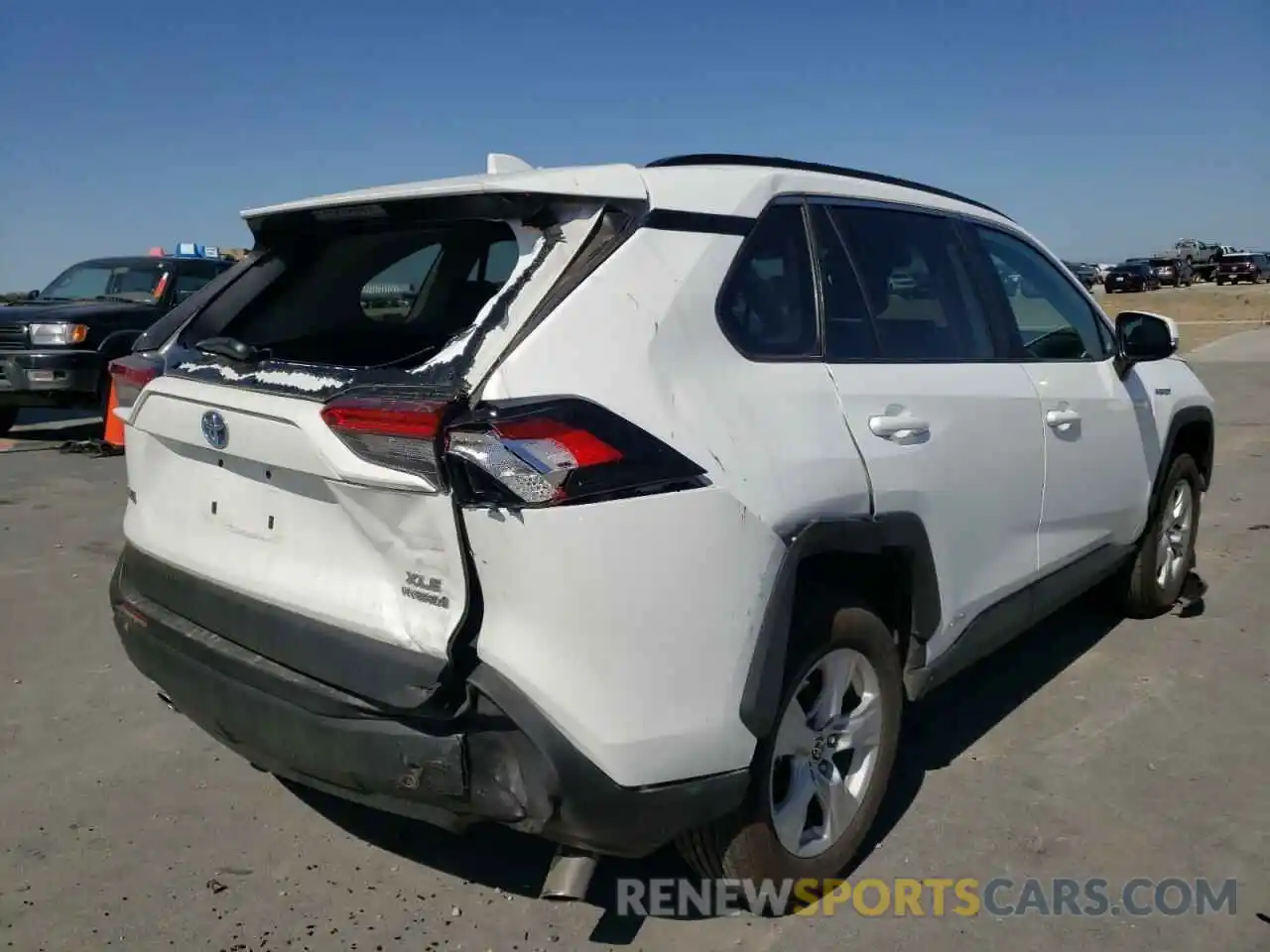 4 Photograph of a damaged car 4T3RWRFV1MU026881 TOYOTA RAV4 2021