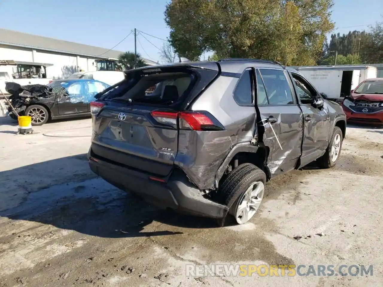 4 Photograph of a damaged car 4T3RWRFV1MU035662 TOYOTA RAV4 2021