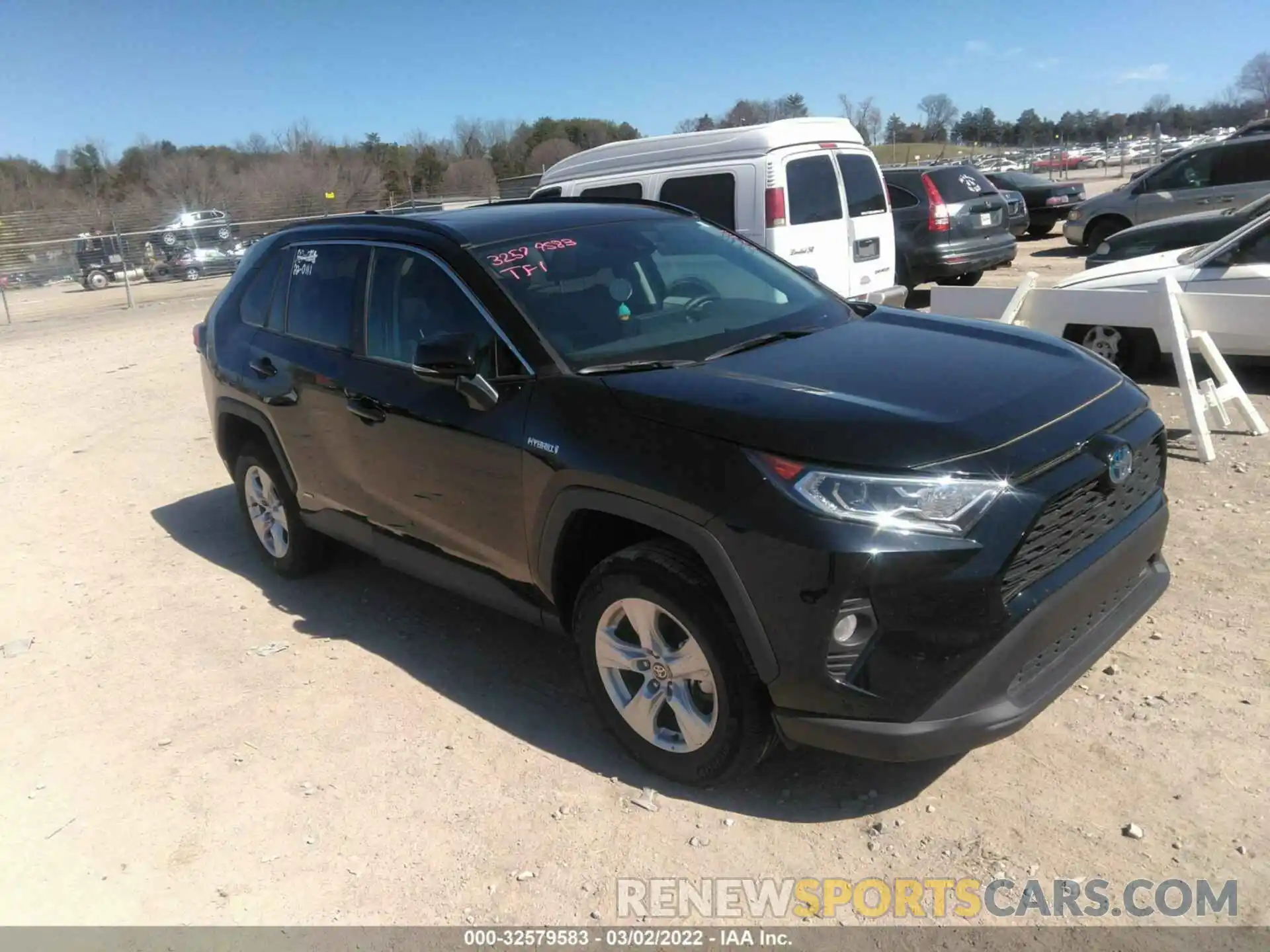 1 Photograph of a damaged car 4T3RWRFV2MU019342 TOYOTA RAV4 2021