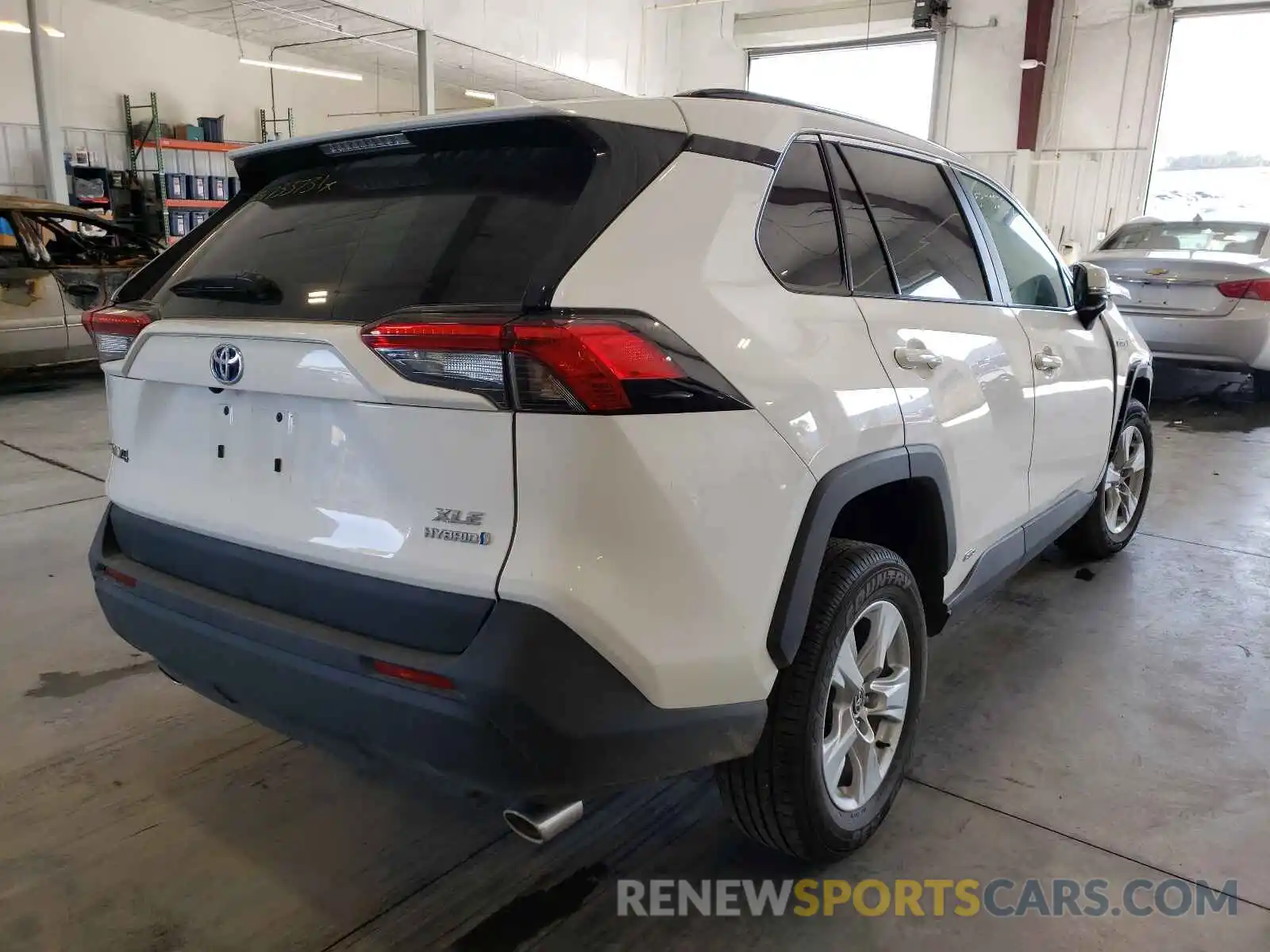 4 Photograph of a damaged car 4T3RWRFV2MU020104 TOYOTA RAV4 2021