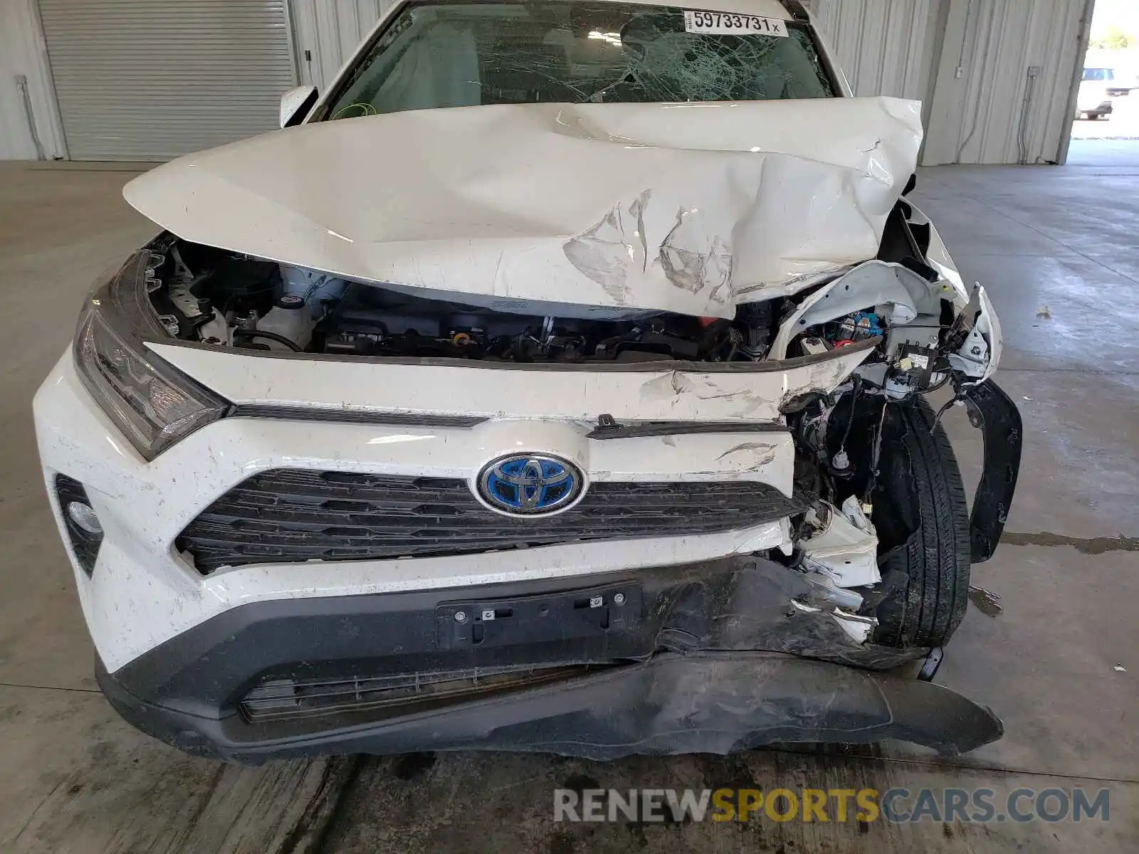 9 Photograph of a damaged car 4T3RWRFV2MU020104 TOYOTA RAV4 2021