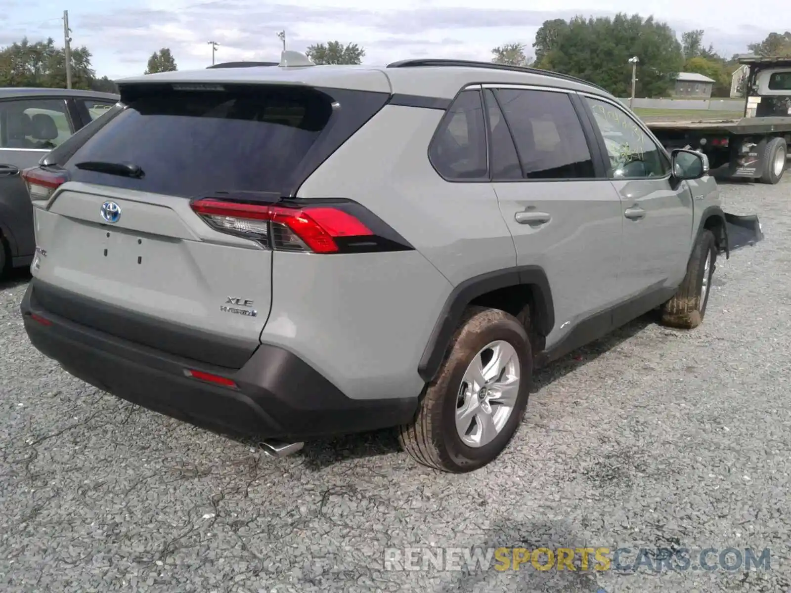 4 Photograph of a damaged car 4T3RWRFV2MU025402 TOYOTA RAV4 2021