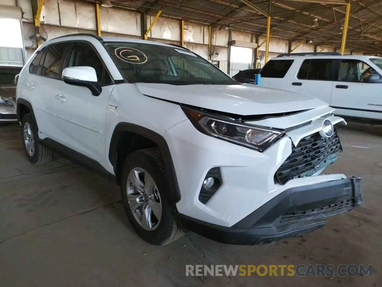 1 Photograph of a damaged car 4T3RWRFV2MU036870 TOYOTA RAV4 2021