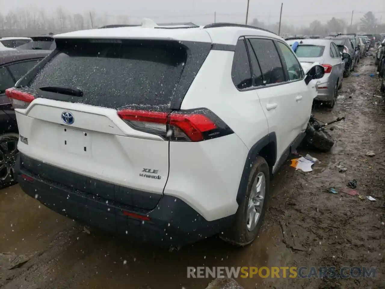 4 Photograph of a damaged car 4T3RWRFV2MU046007 TOYOTA RAV4 2021