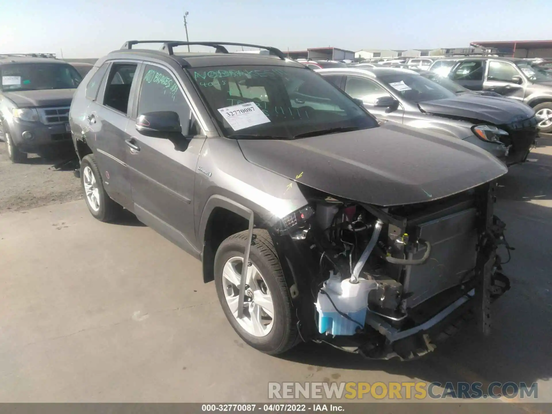 1 Photograph of a damaged car 4T3RWRFV3MU016739 TOYOTA RAV4 2021