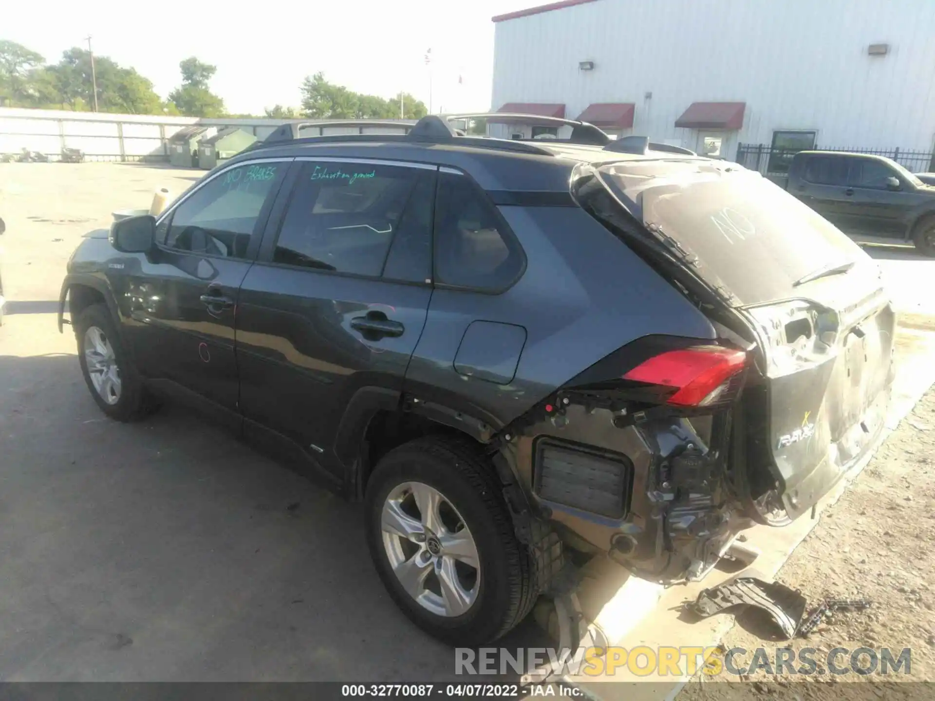 3 Photograph of a damaged car 4T3RWRFV3MU016739 TOYOTA RAV4 2021