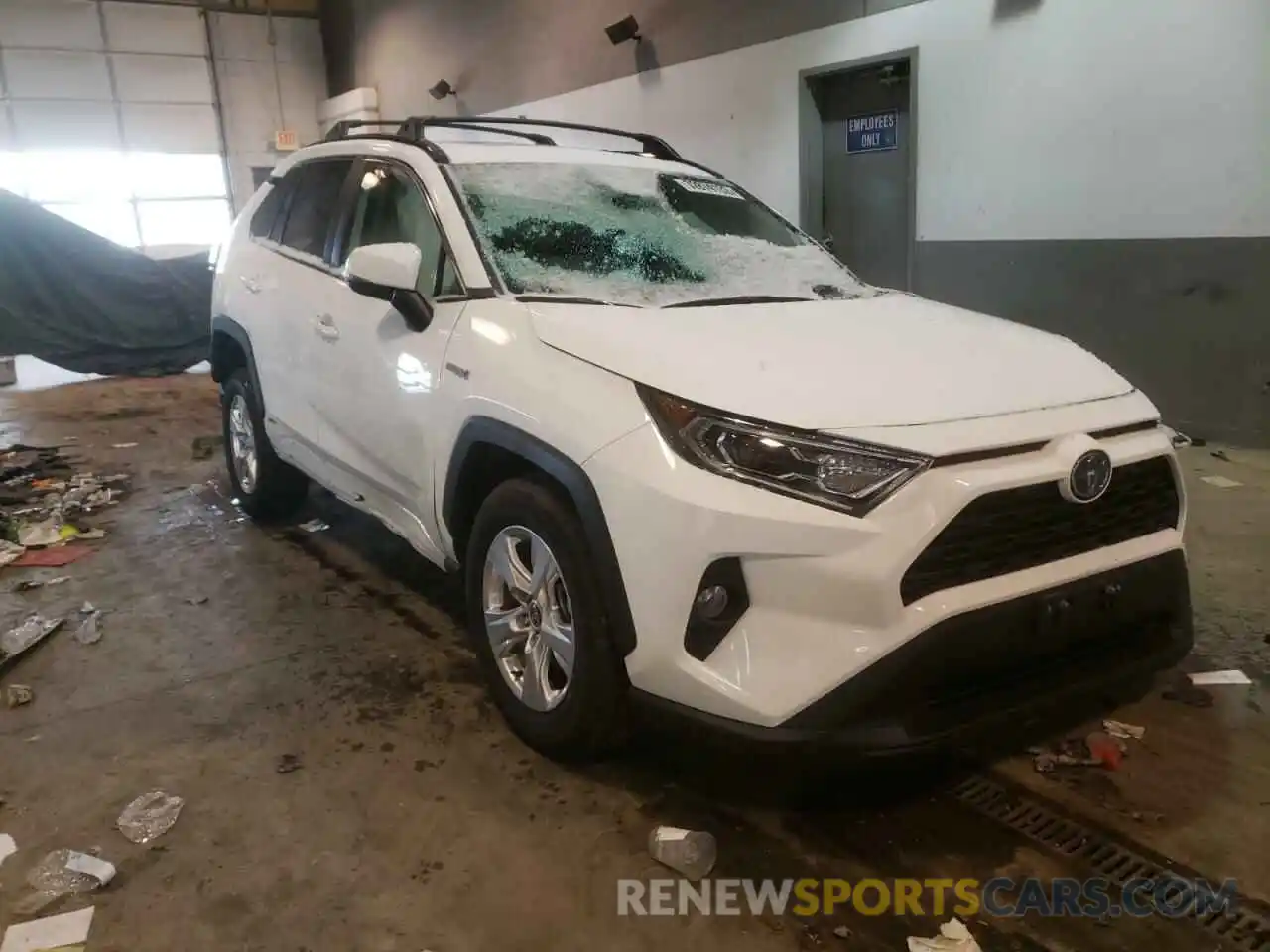 1 Photograph of a damaged car 4T3RWRFV3MU031483 TOYOTA RAV4 2021