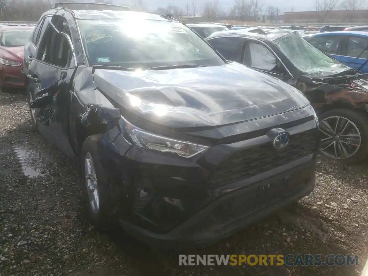 1 Photograph of a damaged car 4T3RWRFV3MU041091 TOYOTA RAV4 2021