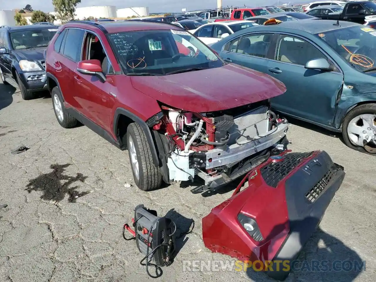 1 Photograph of a damaged car 4T3RWRFV4MU017026 TOYOTA RAV4 2021