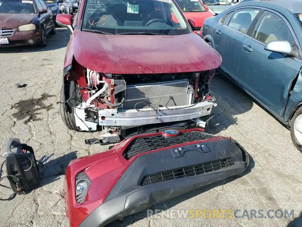 9 Photograph of a damaged car 4T3RWRFV4MU017026 TOYOTA RAV4 2021