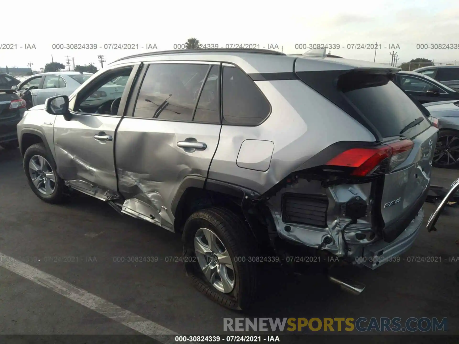 3 Photograph of a damaged car 4T3RWRFV4MU019987 TOYOTA RAV4 2021