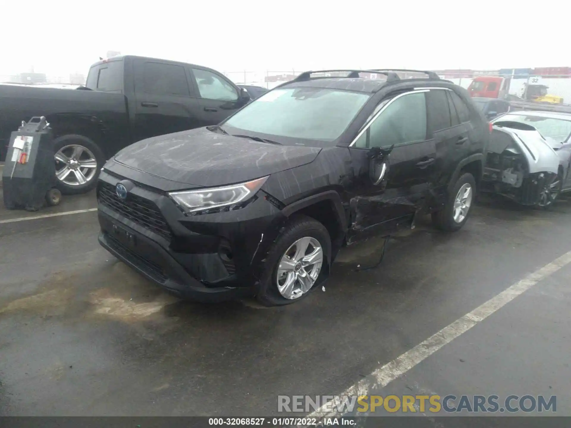 2 Photograph of a damaged car 4T3RWRFV4MU032139 TOYOTA RAV4 2021