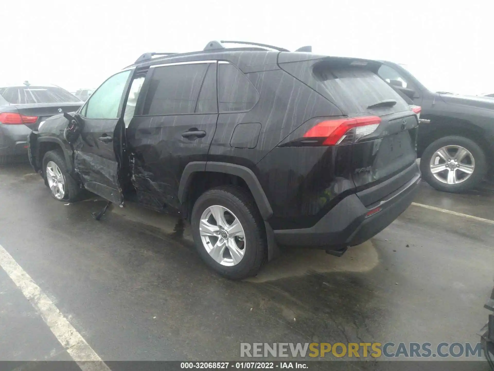 3 Photograph of a damaged car 4T3RWRFV4MU032139 TOYOTA RAV4 2021