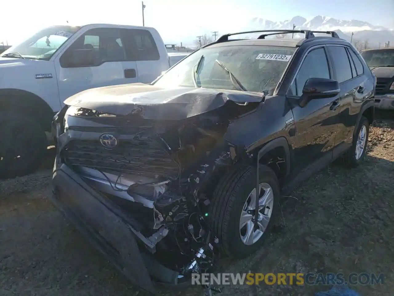 2 Photograph of a damaged car 4T3RWRFV4MU035185 TOYOTA RAV4 2021