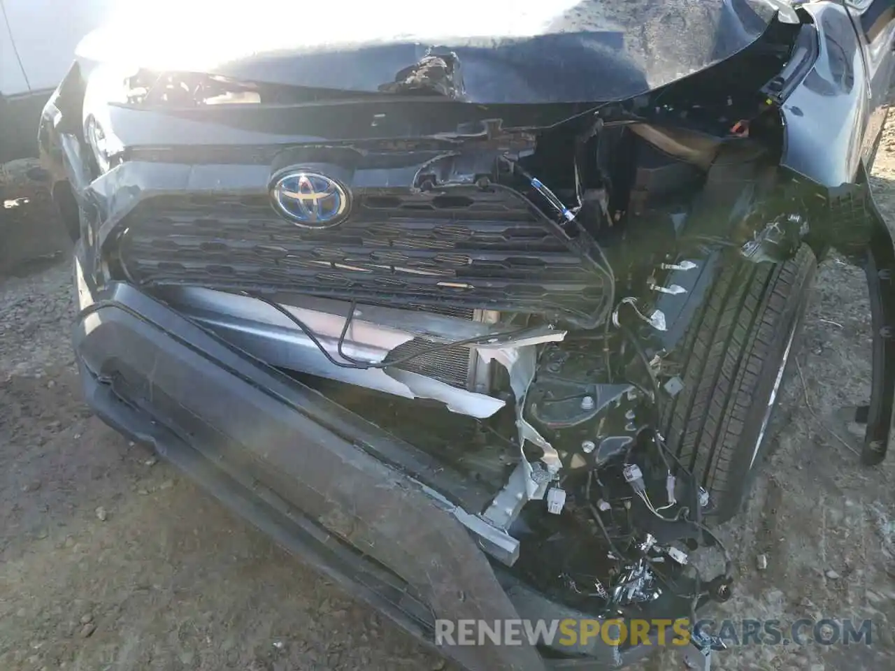 9 Photograph of a damaged car 4T3RWRFV4MU035185 TOYOTA RAV4 2021