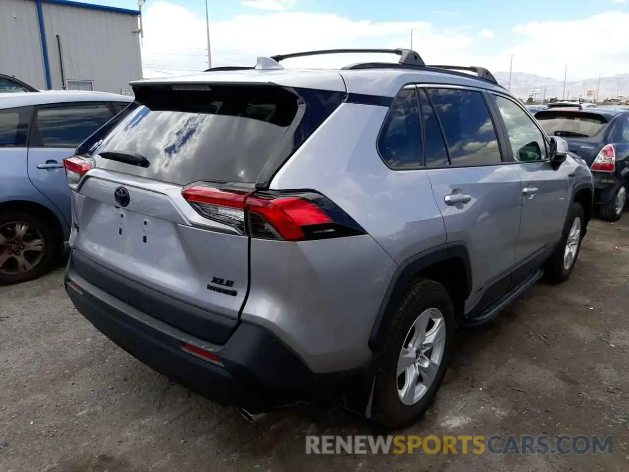 4 Photograph of a damaged car 4T3RWRFV4MU038457 TOYOTA RAV4 2021