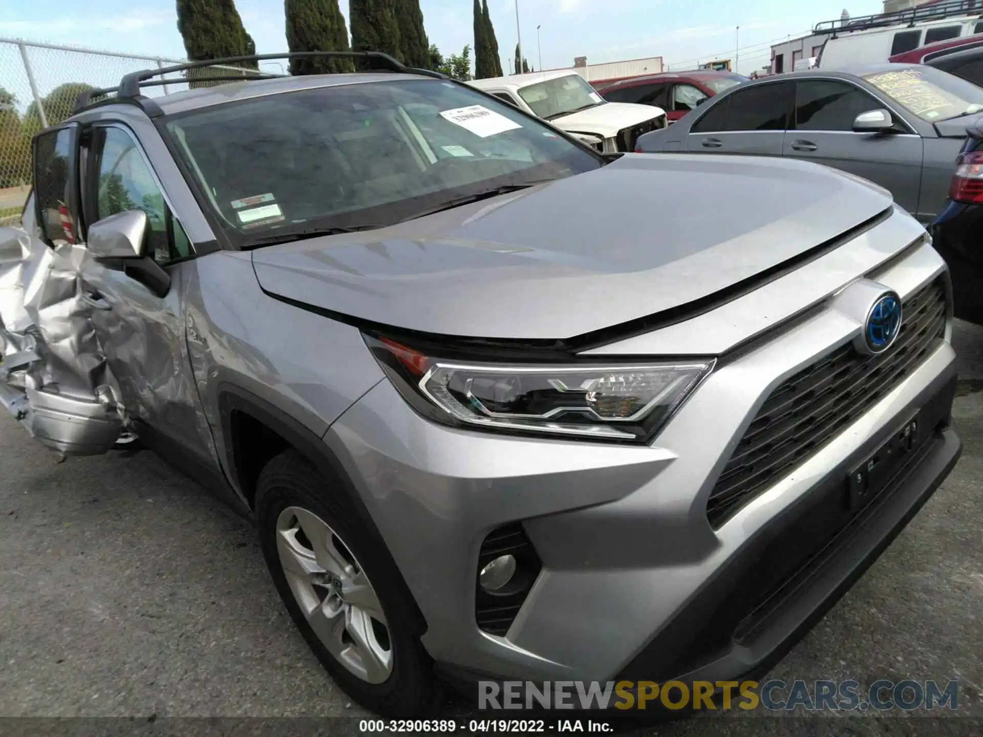 1 Photograph of a damaged car 4T3RWRFV4MU045649 TOYOTA RAV4 2021