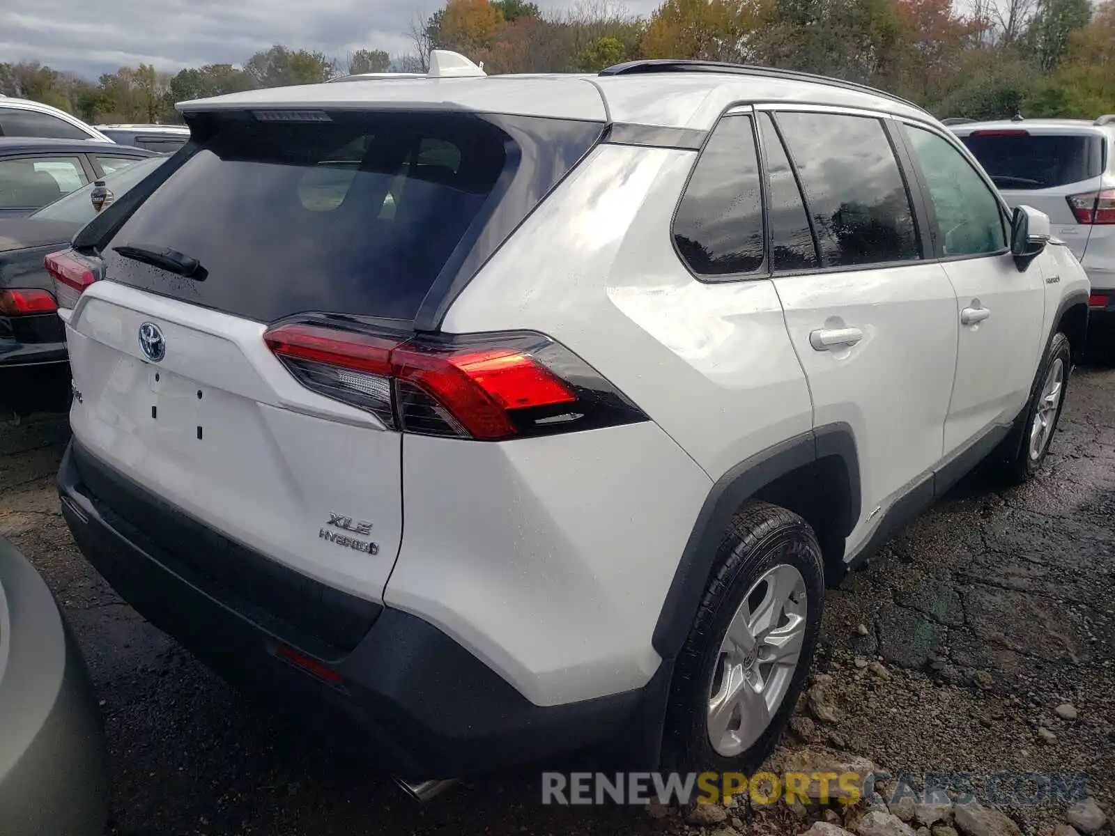 4 Photograph of a damaged car 4T3RWRFV5MU025880 TOYOTA RAV4 2021